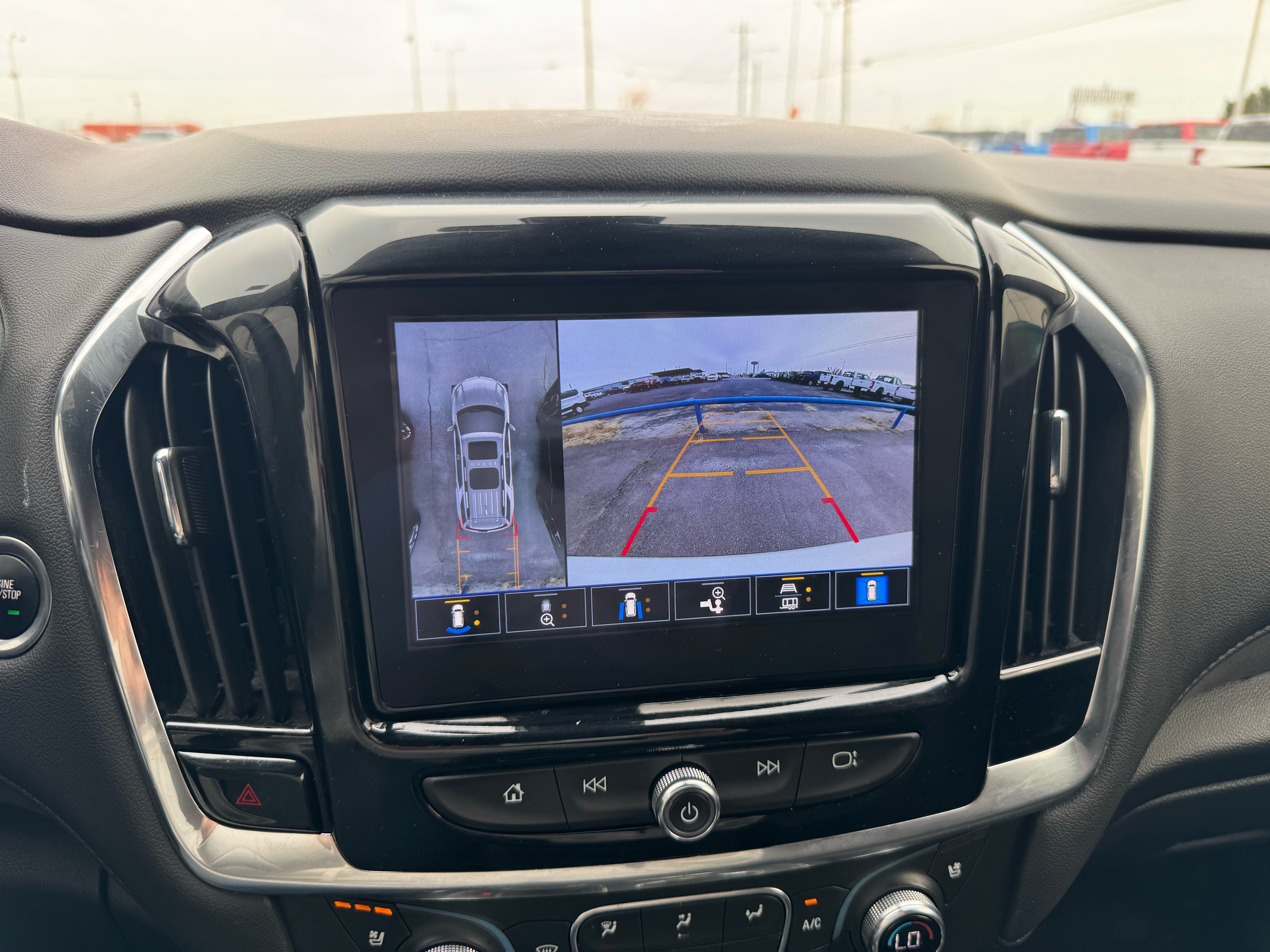 2023 Chevrolet Traverse High Country