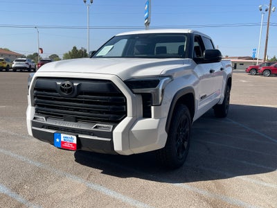 2023 Toyota Tundra 4WD SR5